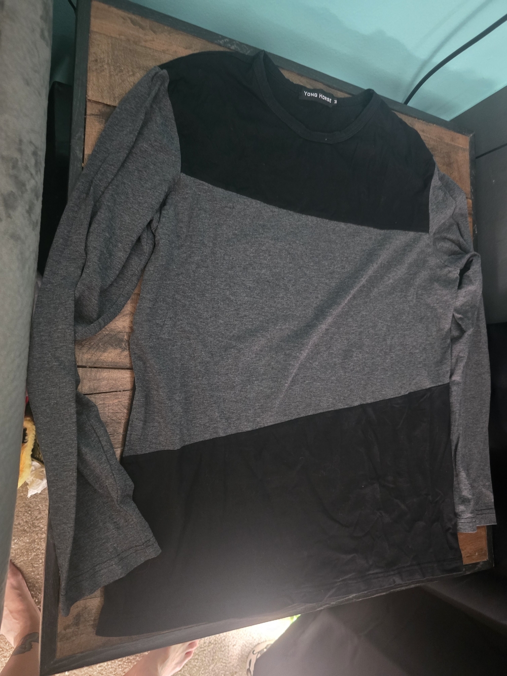 Men's Colorblock Long-Sleeve Shirt - Gray & Black